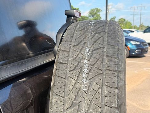 Used 2021 Jeep Wrangler Unlimited Sport AWD/4WD image 28