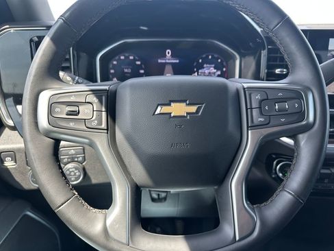 Used 2025 Chevrolet Silverado 2500 LT w/ Convenience Package AWD/4WD image 29