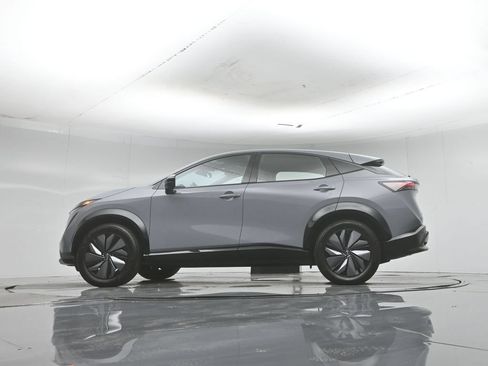 Used 2024 Nissan Ariya AWD image 53