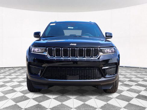 New 2026 Jeep Grand Cherokee Laredo X AWD/4WD image 11