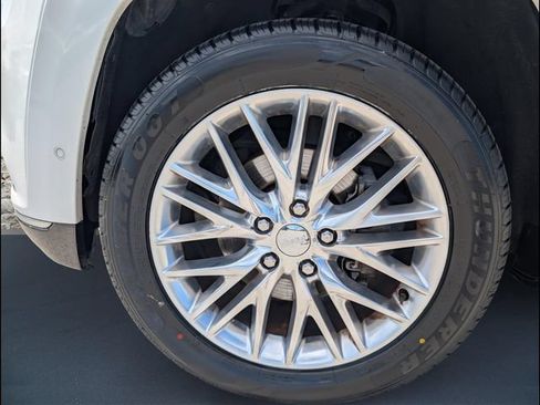 Used 2017 Jeep Grand Cherokee Summit AWD/4WD image 20