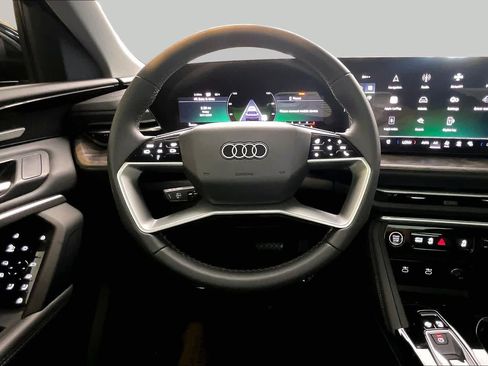 Certified 2025 Audi Q5 Premium Plus AWD/4WD image 5