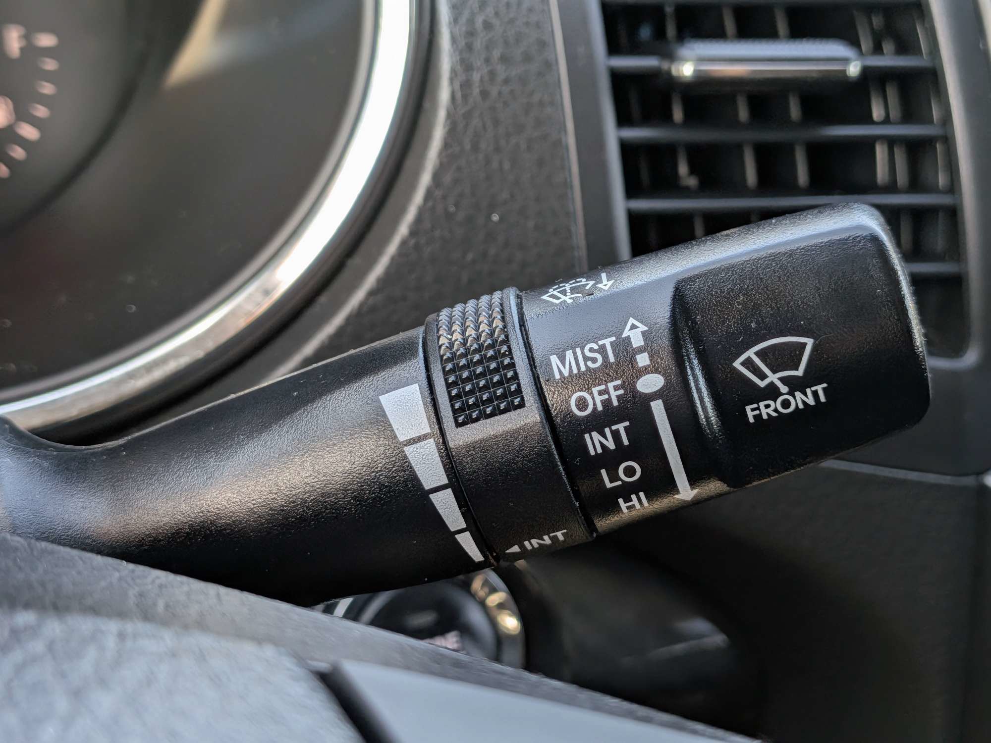 Used 2011 Kia Sorento SX FWD image 32