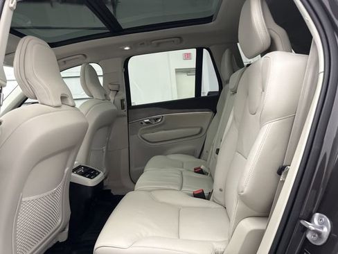 Certified 2024 Volvo XC90 B6 Plus w/ Protection Package Premier image 15