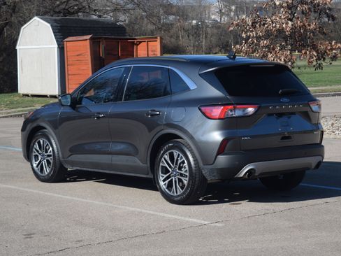 Used 2020 Ford Escape SEL image 25