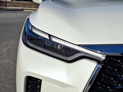 Used 2022 INFINITI QX60 Luxe w/ Performance Audio Package image 9