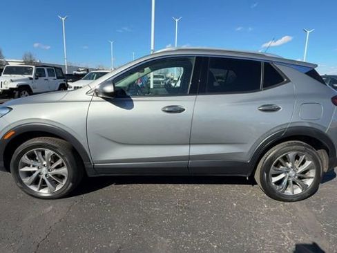 Used 2023 Buick Encore GX Essence w/ Experience Buick Package AWD/4WD image 5
