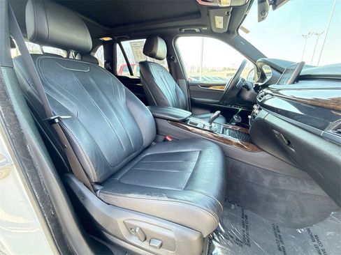 Used 2018 BMW X5 xDrive40e image 25