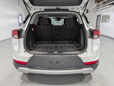 Used 2021 Chevrolet TrailBlazer LT w/ Convenience Package AWD/4WD image 37