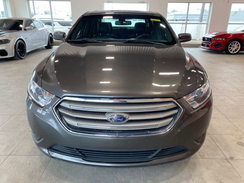 Used 2016 Ford Taurus SEL w/ Equipment Group 201A image 8