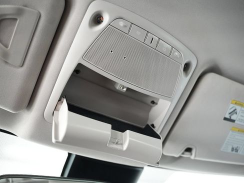 Used 2020 Nissan Rogue SV FWD image 47