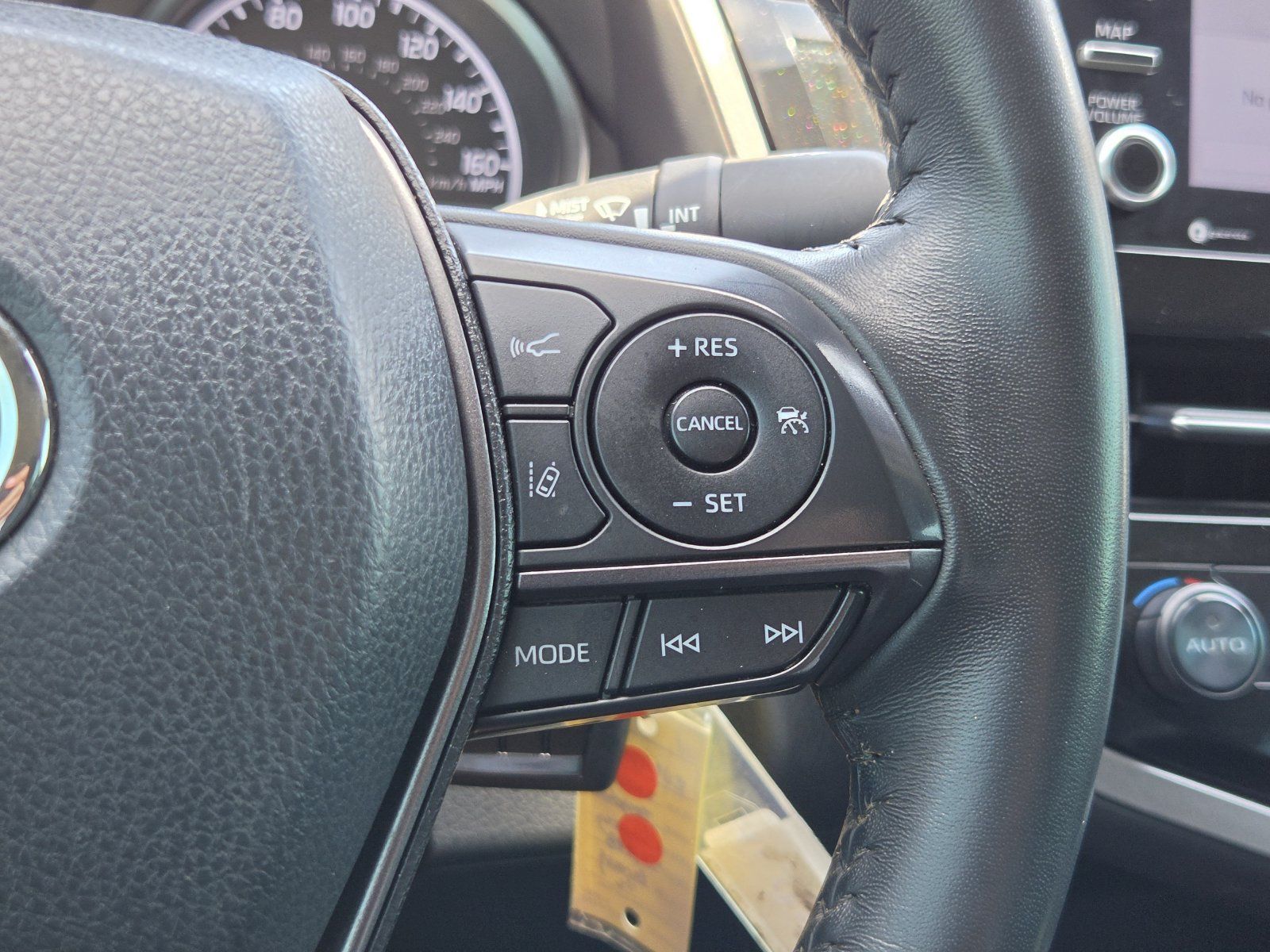Used 2024 Toyota Camry SE FWD image 25
