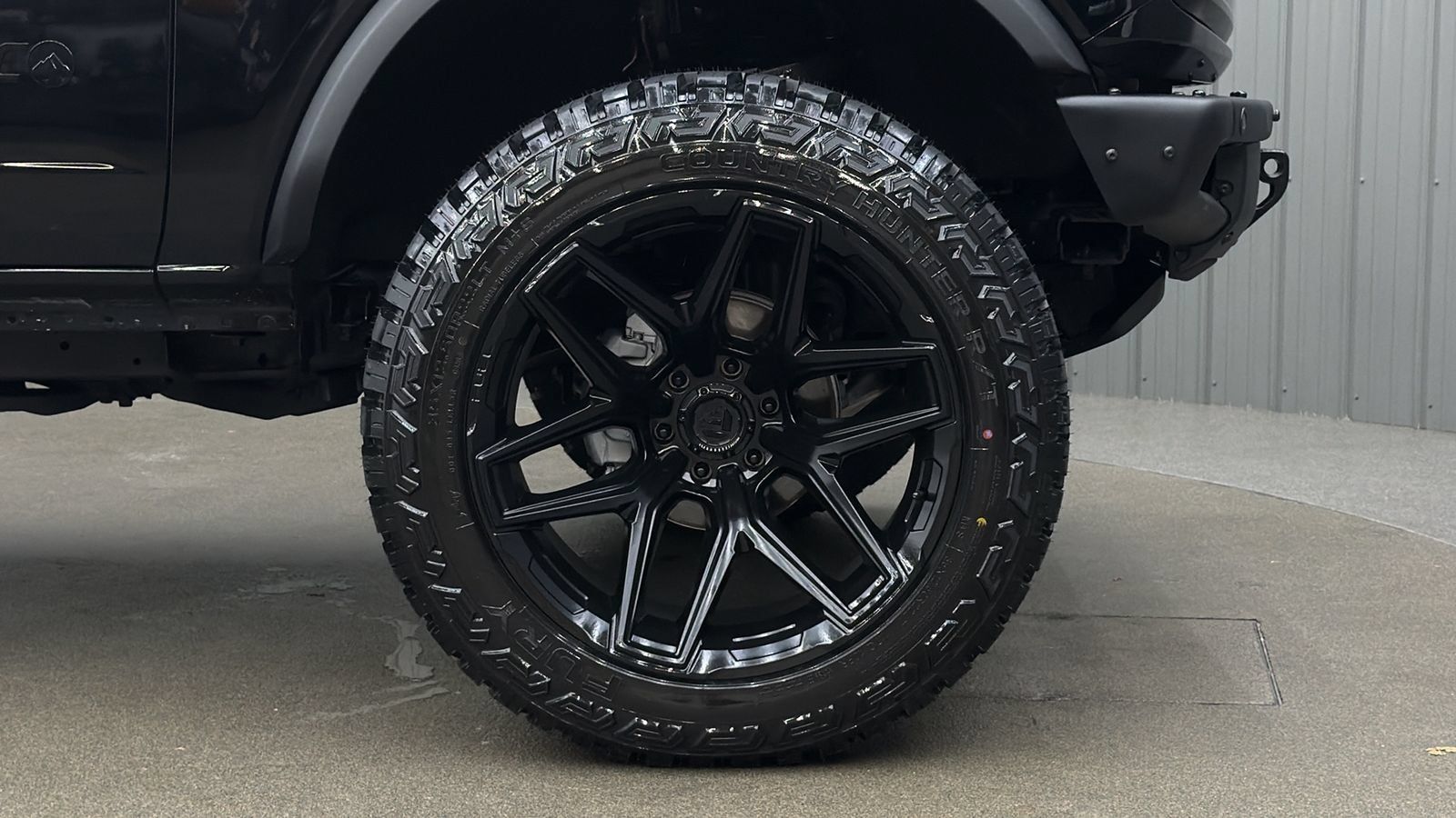 Used 2024 Ford Bronco Wildtrak AWD/4WD image 9