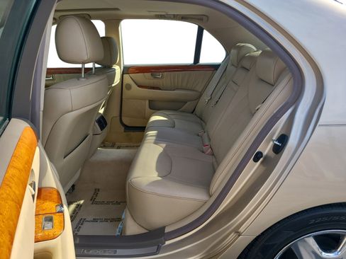 Used 2005 Lexus LS 430 image 19
