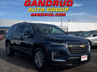 Used 2023 Chevrolet Traverse LT w/ LPO, Floor Liner Package video 1