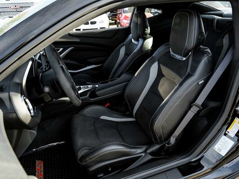 Used 2024 Chevrolet Camaro SS image 29