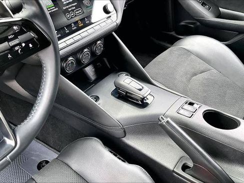 Certified 2025 Nissan Z Performance w/ Floor Mat Package RWD image 17