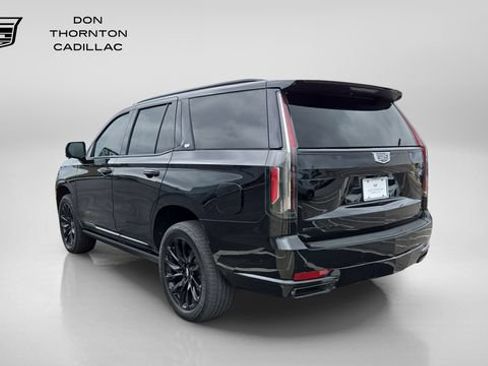 Used 2021 Cadillac Escalade Sport Platinum w/ LPO, ONYX Package AWD/4WD image 3