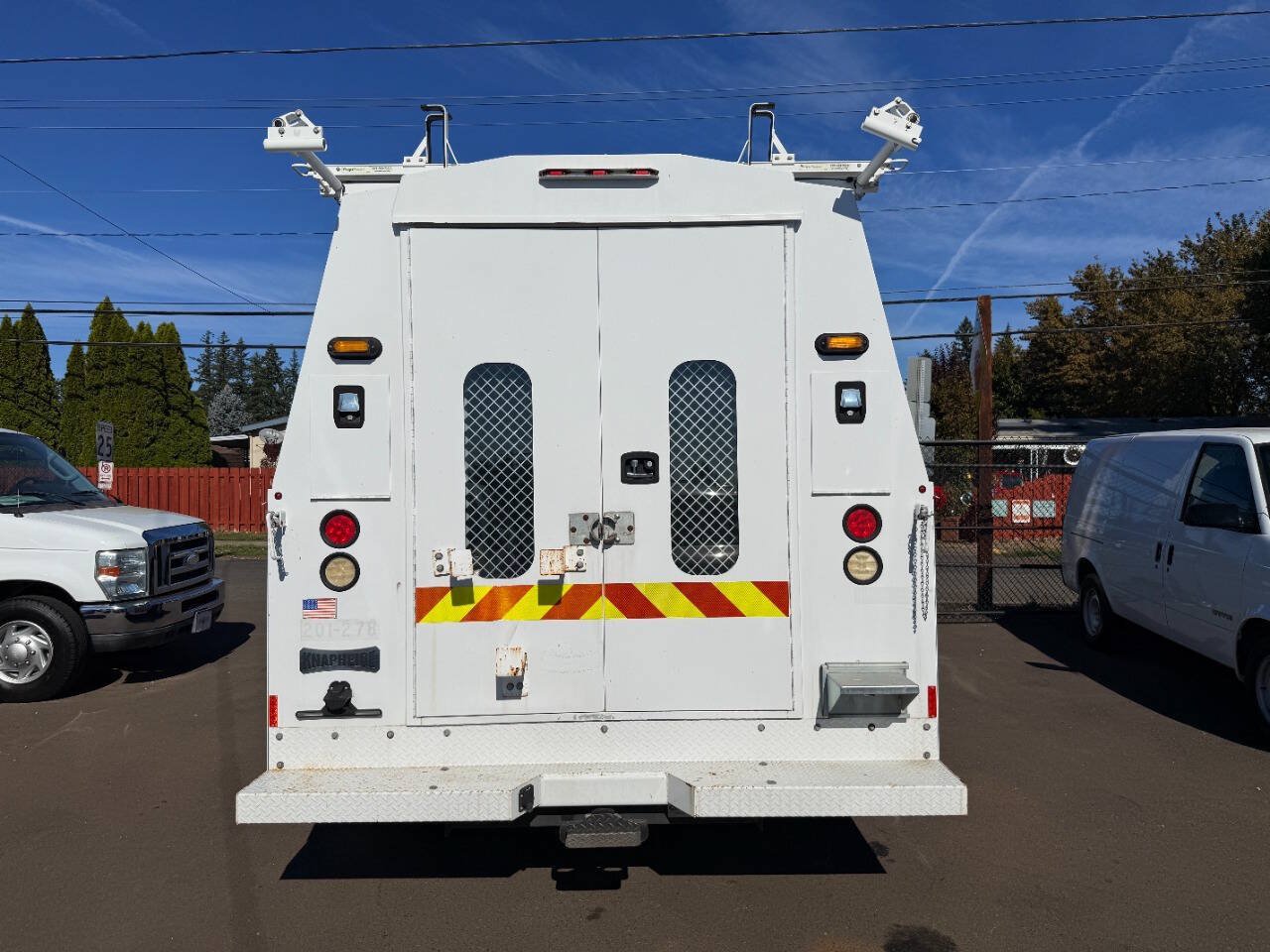 Used 2017 Ford E-350 and Econoline 350 Super Duty RWD image 8