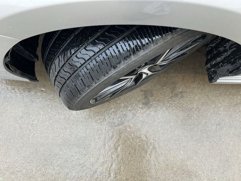 Certified 2023 Toyota Camry SE image 9