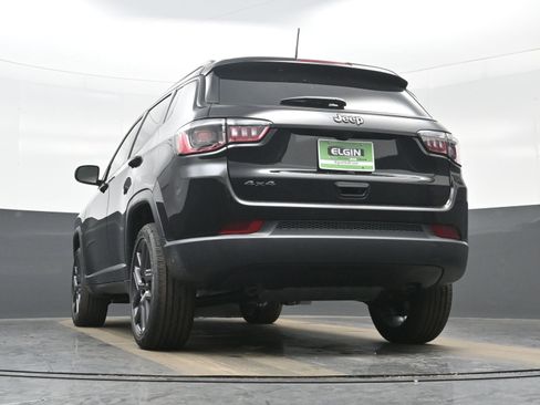 New 2026 Jeep Compass Latitude AWD/4WD image 16
