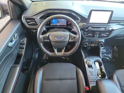 Used 2023 Ford Escape ST-Line w/ Equipment Group 301A FWD image 7