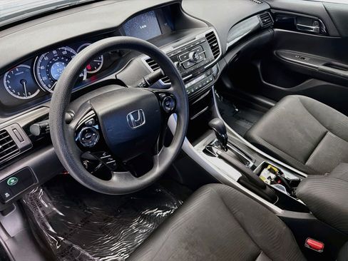 Used 2016 Honda Accord LX image 7