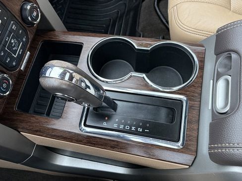 Used 2013 Ford F150 Lariat w/ Luxury Equipment Group image 28