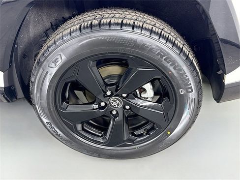 Certified 2021 Toyota RAV4 XSE image 31