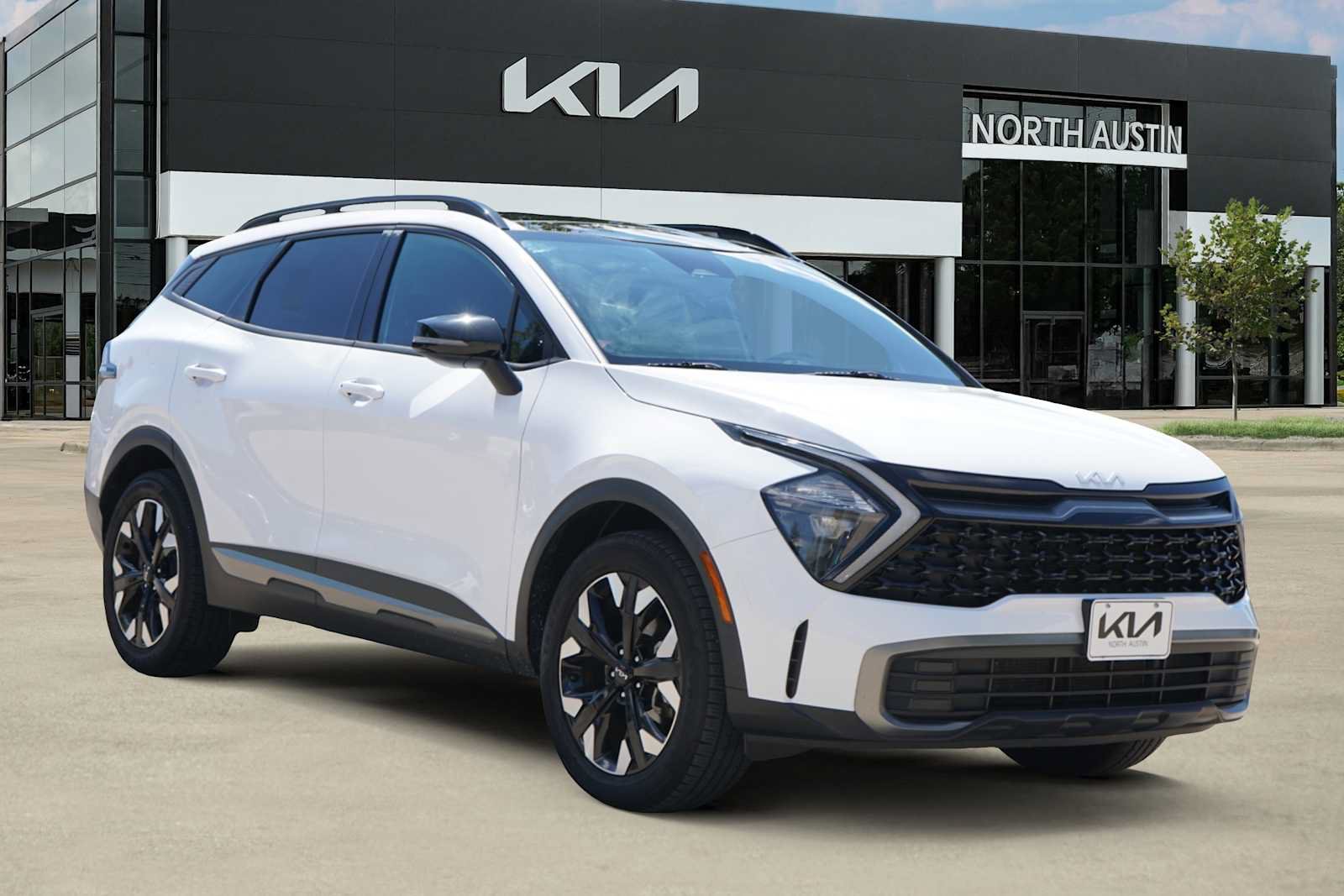 Used 2023 Kia Sportage X-Line w/ X-Line Premium Package AWD/4WD image 6