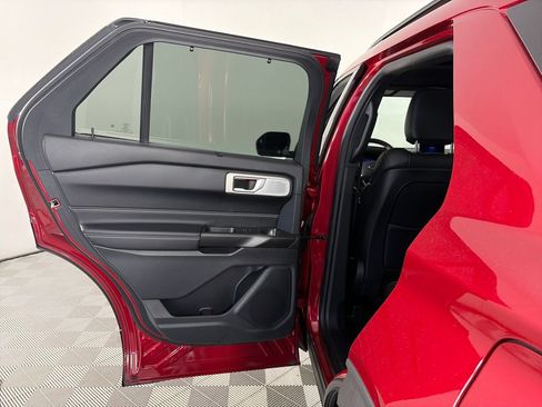Certified 2020 Ford Explorer ST w/ Premium Technology Package AWD/4WD image 12