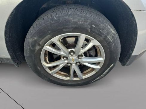 Used 2017 Chevrolet Equinox LS AWD/4WD image 15