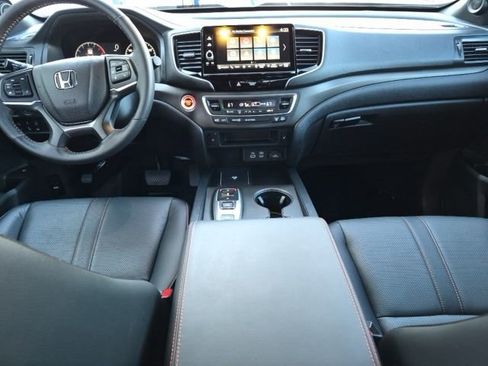 Certified 2025 Honda Ridgeline TrailSport image 42