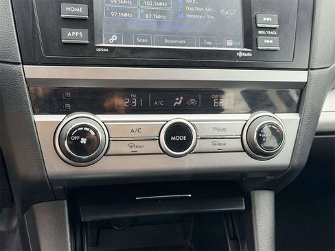 Used 2016 Subaru Outback 2.5i image 5