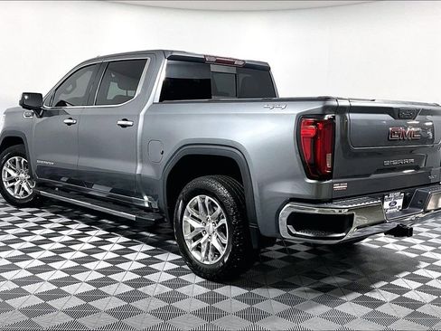 Used 2022 GMC Sierra 1500 SLT w/ SLT Premium Package AWD/4WD image 11