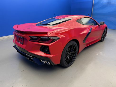 New 2026 Chevrolet Corvette Stingray Coupe w/ 1LT RWD image 7