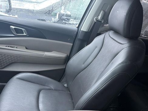 Used 2026 Kia Carnival LXS image 14