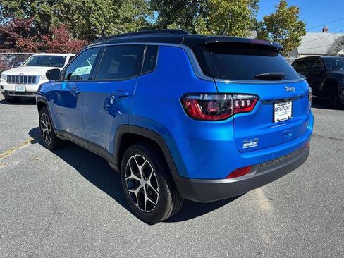 Certified 2024 Jeep Compass Limited image 5