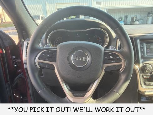 Used 2017 Jeep Grand Cherokee Laredo RWD image 12