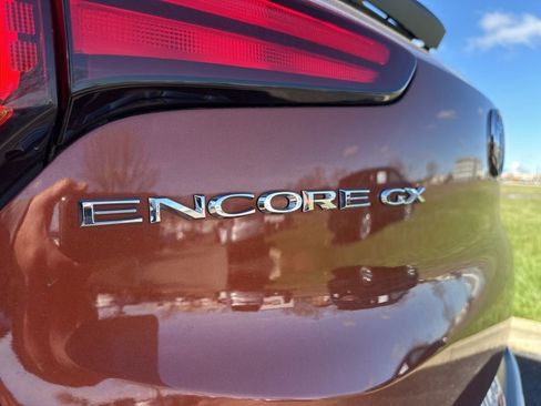 Used 2020 Buick Encore GX Preferred image 8