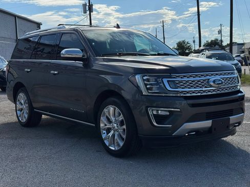Used 2018 Ford Expedition Platinum AWD/4WD image 9