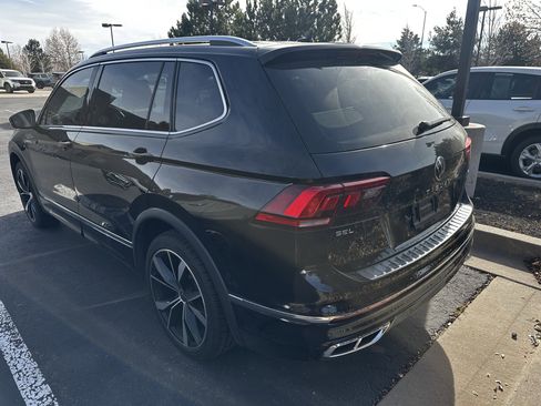 Used 2022 Volkswagen Tiguan SEL R-Line image 4
