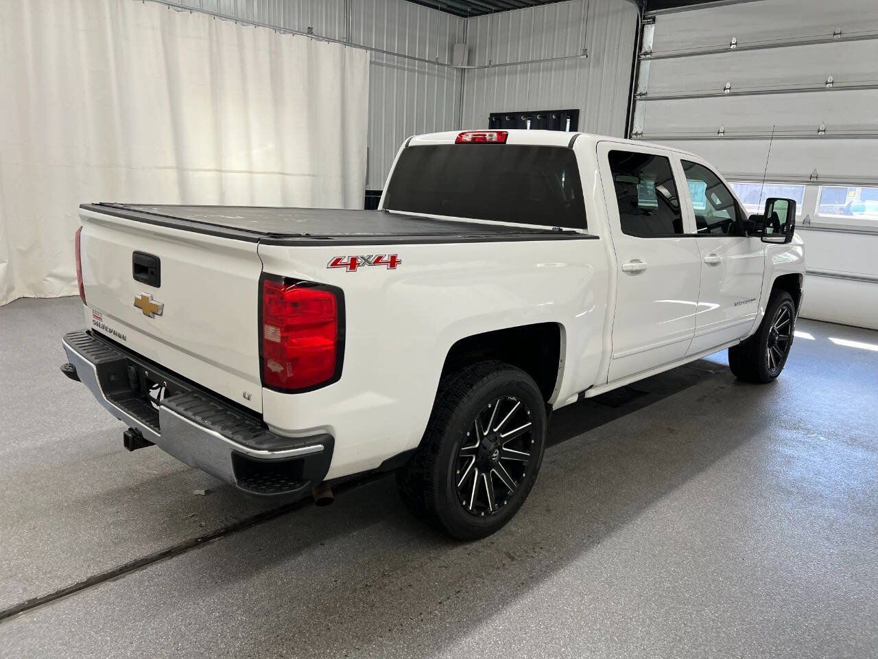 Used 2016 Chevrolet Silverado 1500 LT w/ All Star Edition AWD/4WD image 4