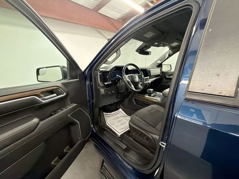 Used 2022 Chevrolet Silverado 1500 RST AWD/4WD image 10