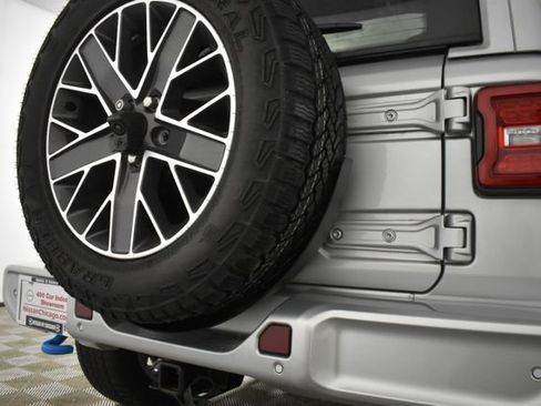 Used 2024 Jeep Wrangler High Altitude AWD/4WD image 40