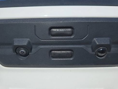 Used 2025 GMC Sierra 1500 SLT RWD image 13