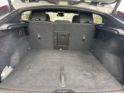 Used 2024 Volvo C40 P8 Recharge Plus w/ Climate Package image 7