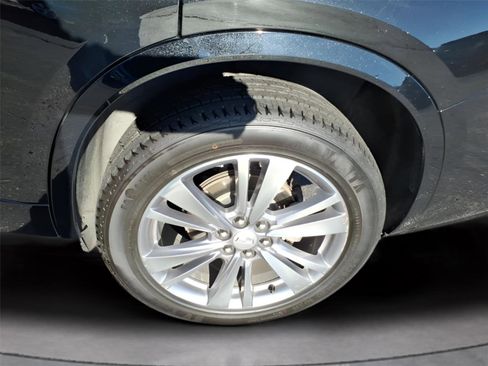 Used 2023 Cadillac XT6 Premium Luxury image 10