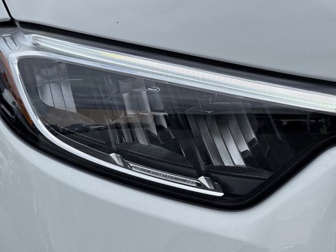 New 2026 Mercedes-Benz GLC 43 AMG 4MATIC image 10