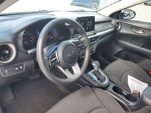 Used 2020 Kia Forte LXS image 18
